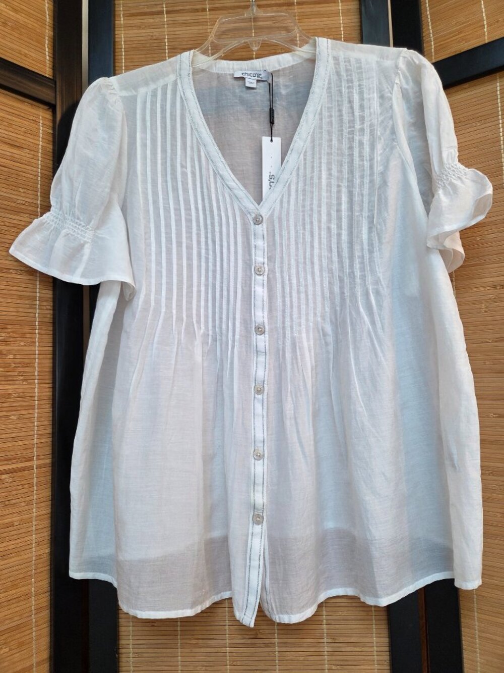 NWT Chico's Size 1/M White Babydoll Blouse Pleated Front Gathered Sleeve Sheer - Picture 5 of 12